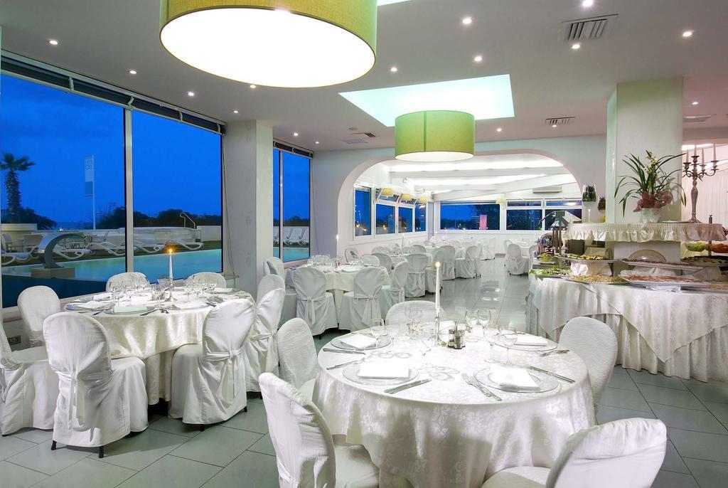 Hotel Mediterraneo 4*